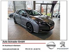 Nissan Leaf 40 kWh TEKNA Schiebedach Bose 8-Fachbereift